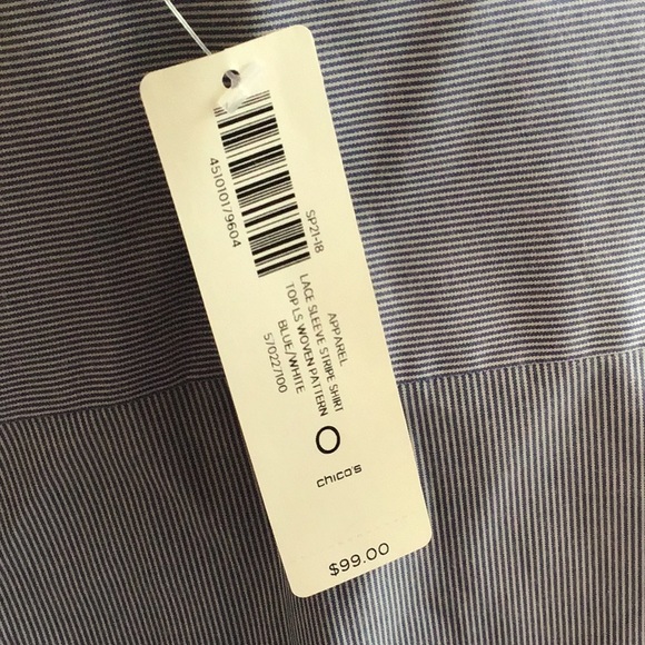 🛍🛍 3/$30 🛍🛍 NWT Chico’s button up top - Picture 5 of 6